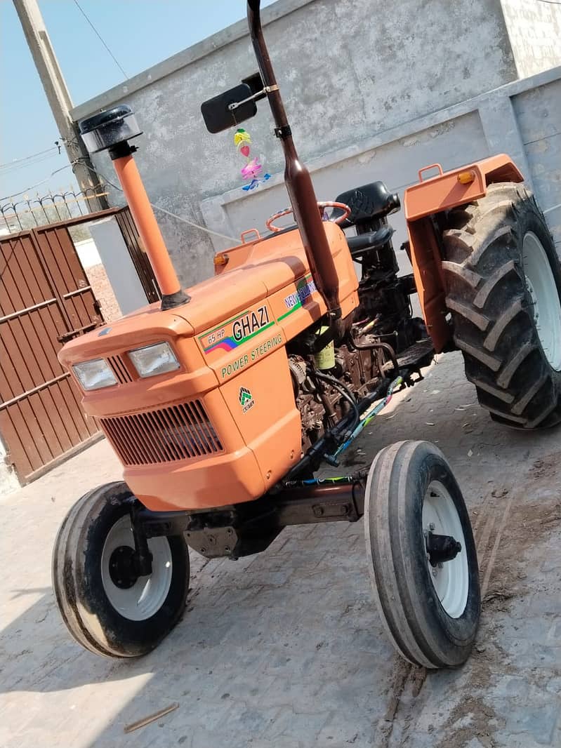 algazi tracktor model 22 condesion 16/16 2