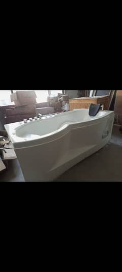 Bath tub/ Jaccuzie/ Acrylic tub/ bathing tub/ shower tray