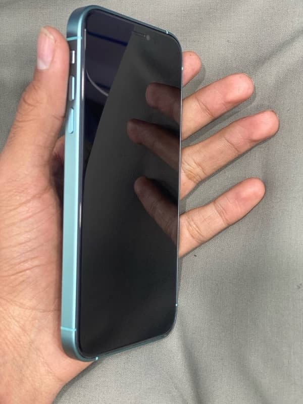 xr convert to 16        64 GB     jv 10/10 condition Face ID all  ok 6