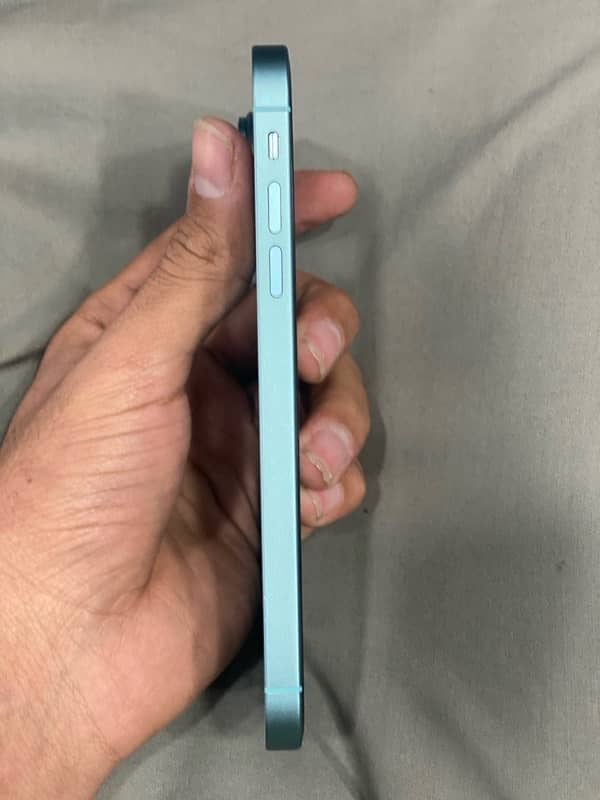 xr convert to 16        64 GB     jv 10/10 condition Face ID all  ok 7