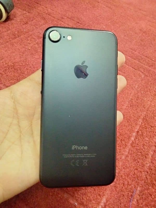 I phone 7 32GB lash condition Non PTA 0