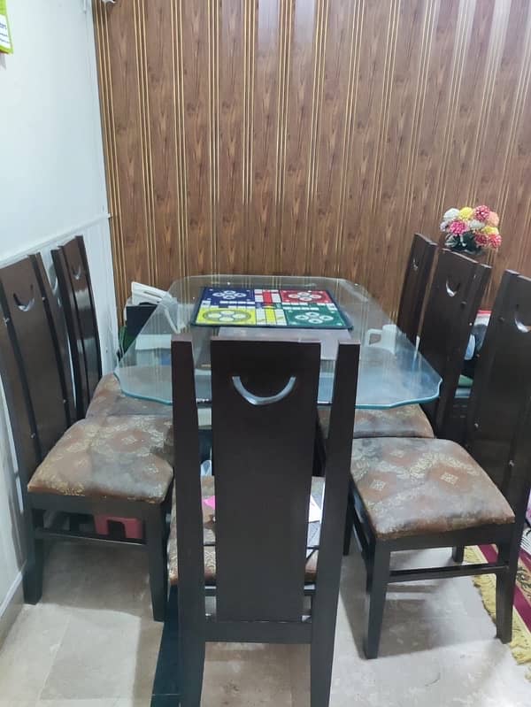 Dining table with 6 chairs 2