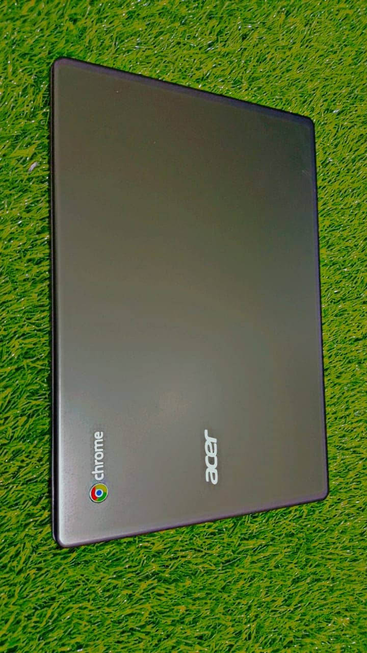 Acer C-740 2