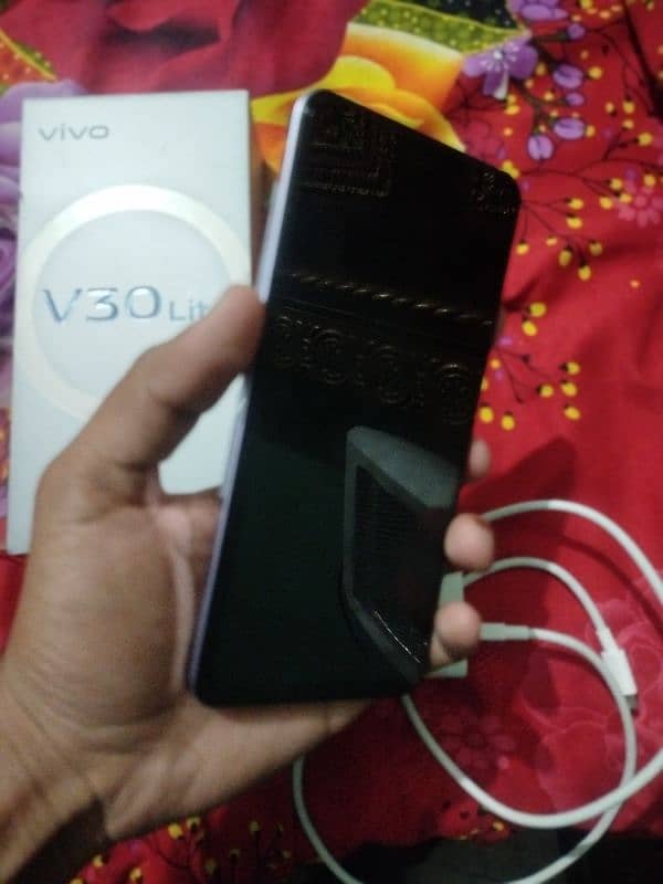 vivo v30 lite 5G . . 12+12 . . 256 ma ha 80W fast charger non pta ha 3