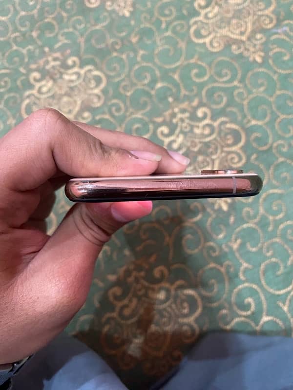 iphone xs pta approved 5