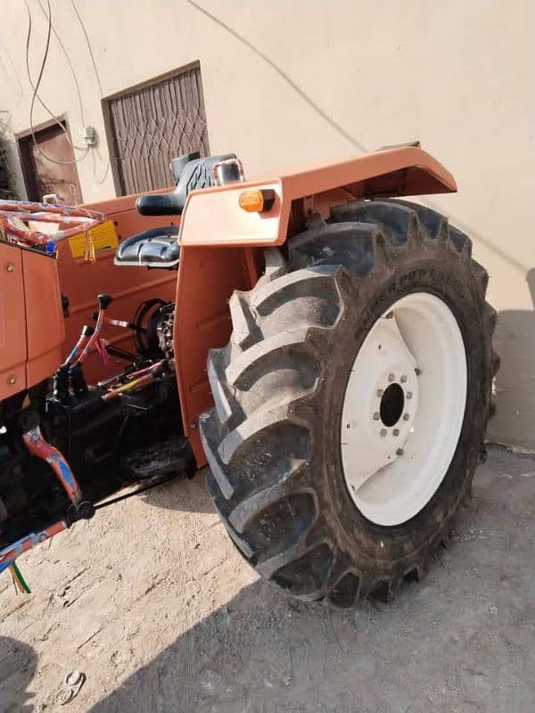 algazi tracktor model 22 condesion 16/16 1