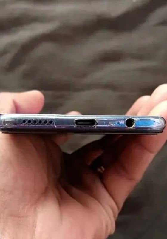 Vivo v21e lash condition as like new 1