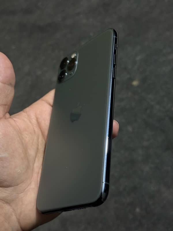 IPHONE 11pro Max 256GB PTA 2