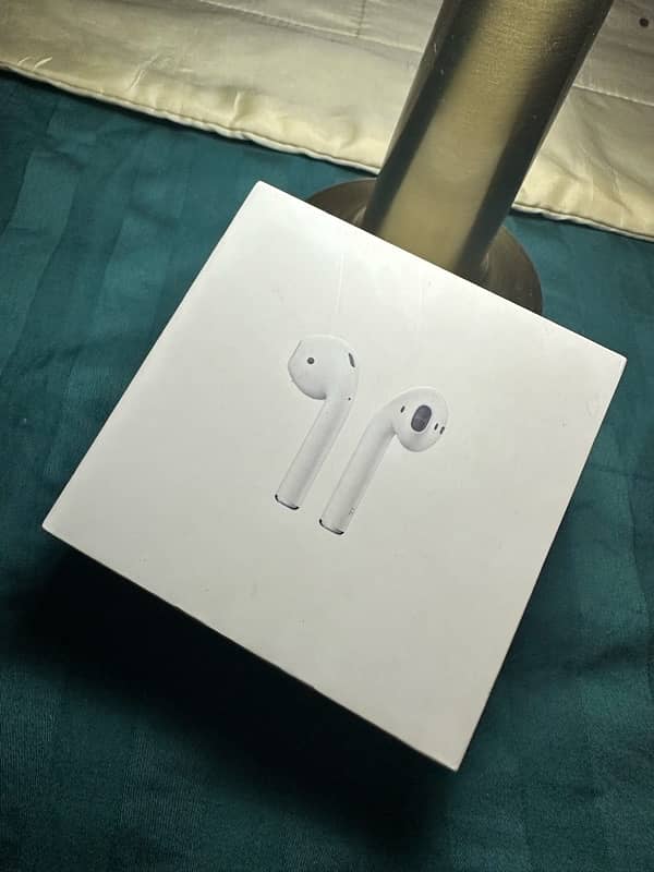 Apple Airpods 2nd Generation 3