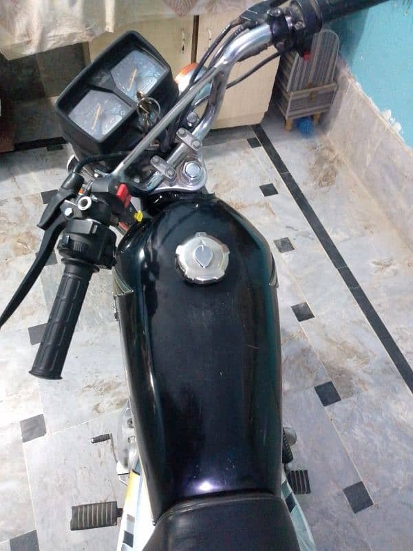 Urgent sale Honda CG 125 like A New 2