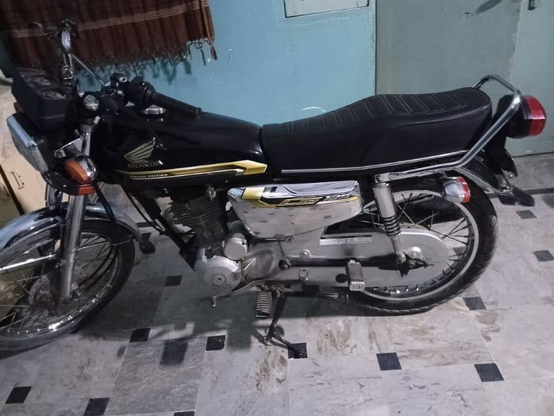 Urgent sale Honda CG 125 like A New 9