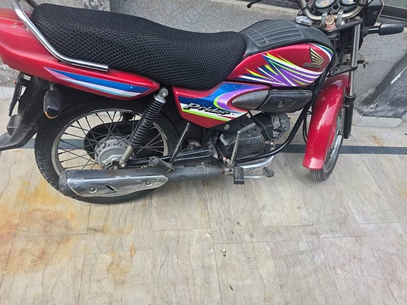 Honda 100 Pridor 0