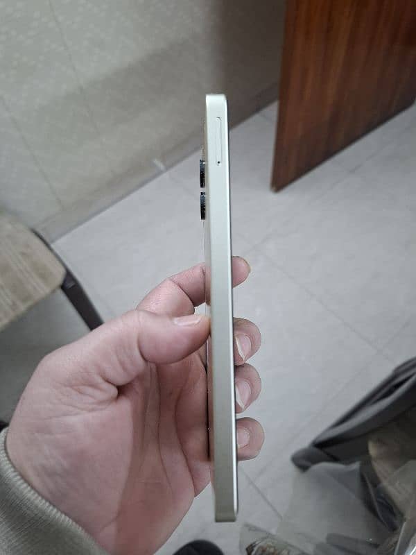 Samsung Galaxy A06ĺ 6