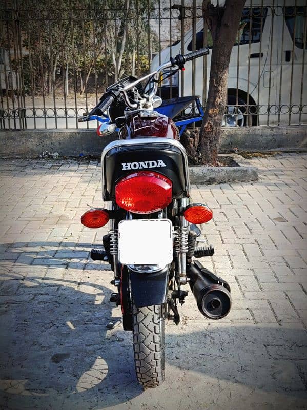 Honda 125 Self Start 4