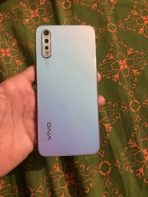 Vivo S1 4/128 0