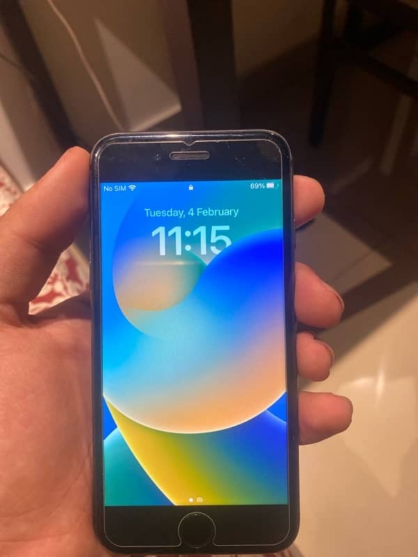 iphone 8 pta urgent sale 1