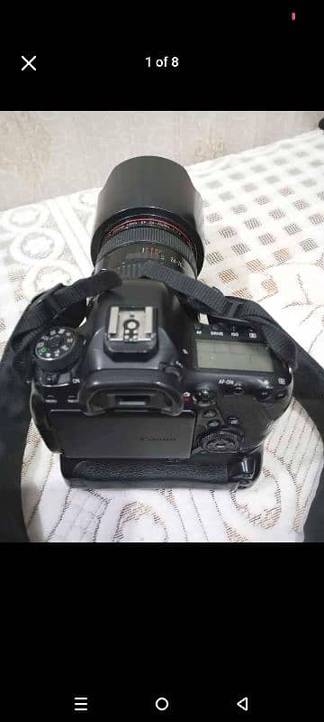 6D mark II canon for sale with 2 lenses. . 7