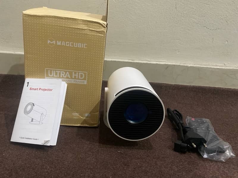 MAGCUBIC Smart projector HY300 pro 4