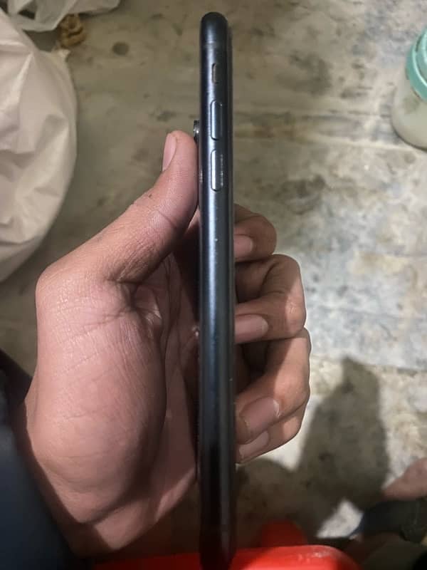 iphone xr 10 by 9 WhatsApp nmbr 03036947320 1