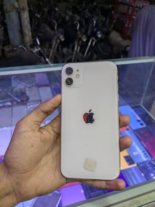 i phone 11 (128gb) non pta waterpack 03186414811 5