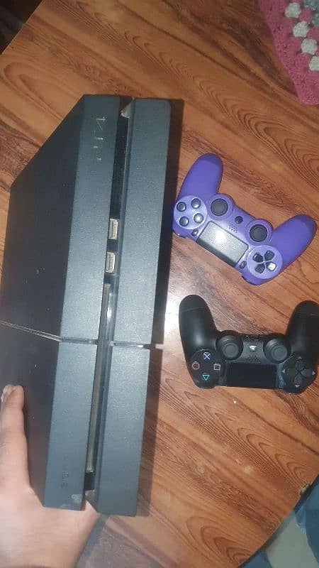 PLAYSTATION 4 (500GB) (Matte black) 4