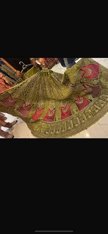 bridal mehandi dress 5