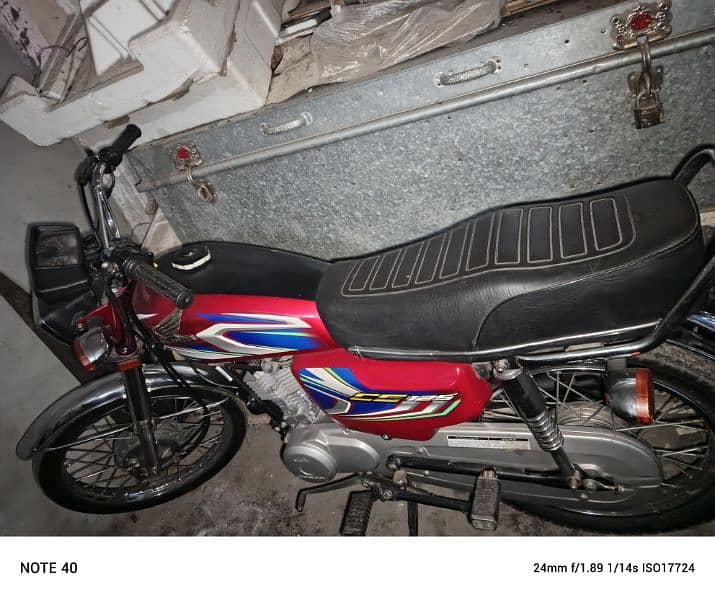 Honda 125 total gunman. engine head pack. complete papar. 2021 modal 2