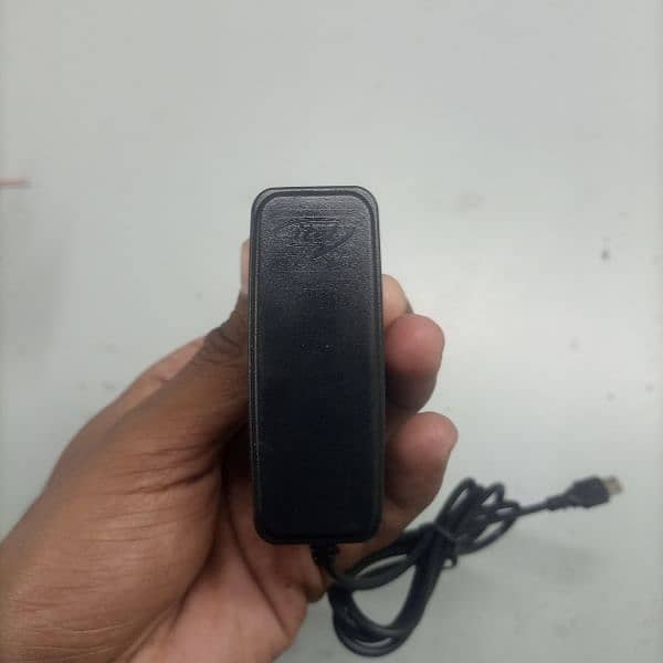 Itel charger 3