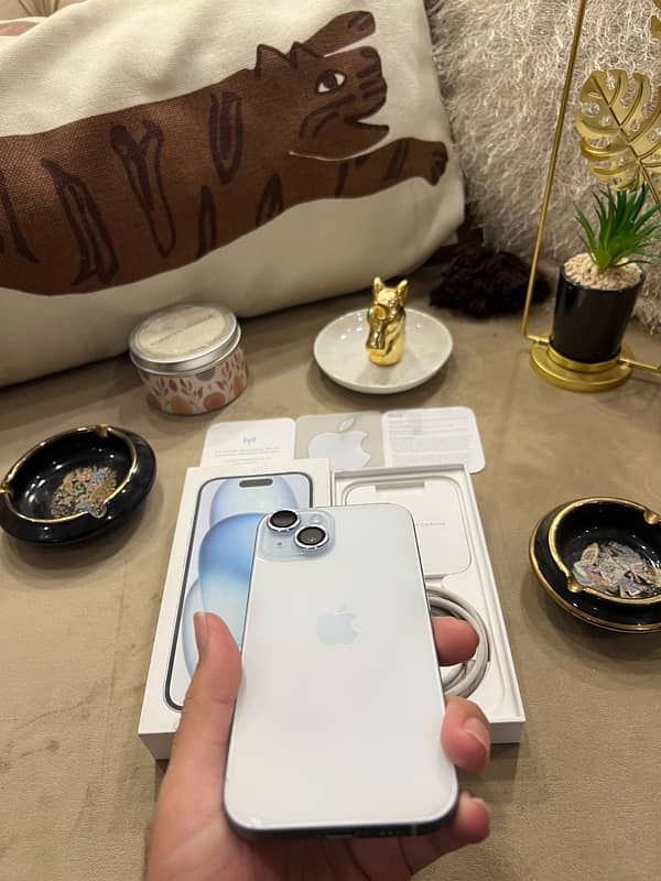 iPhone 15 ice blue Factory Unlock (03057530000) 16