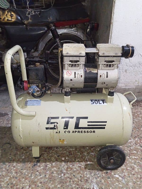 oil free air compressor 0