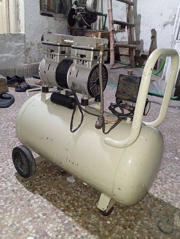 oil free air compressor 4