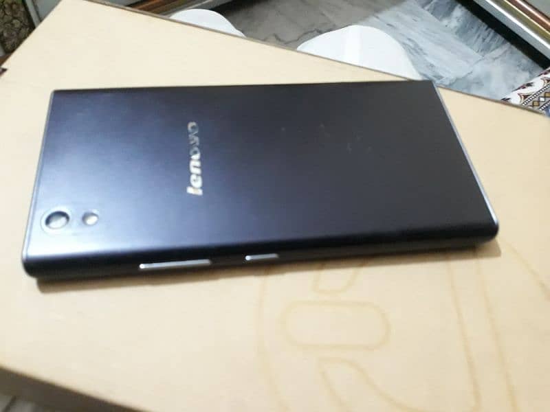 Lenovo P70-a 2