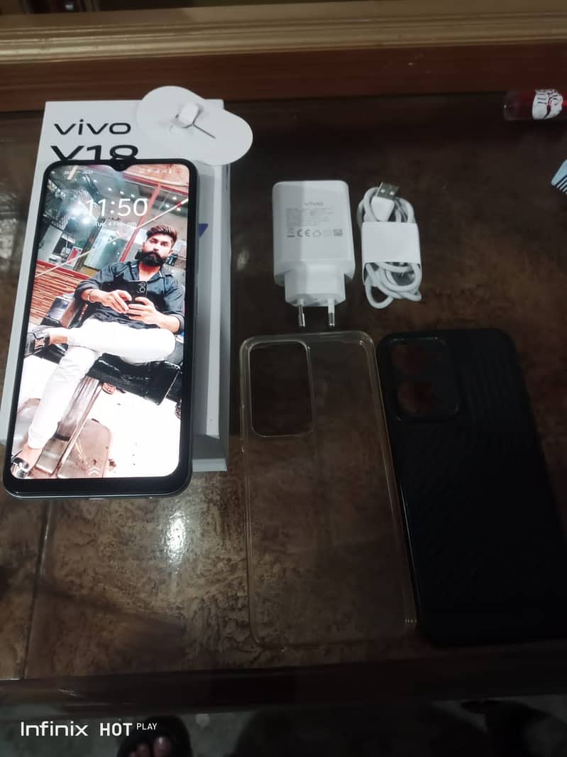 Vivo Y 18 4+4 128 mint and new condition and 6 month warranty 10