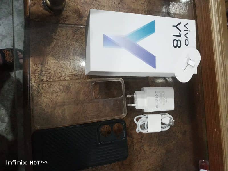 vivo y 18 4+4 128 new and mint condition all accessories avaibale 10