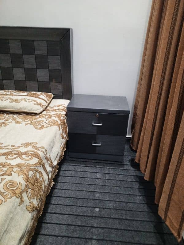 bed side tables 2