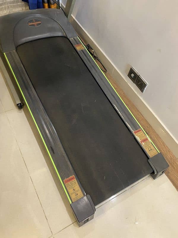 Advance treadmill in brand new condition 2