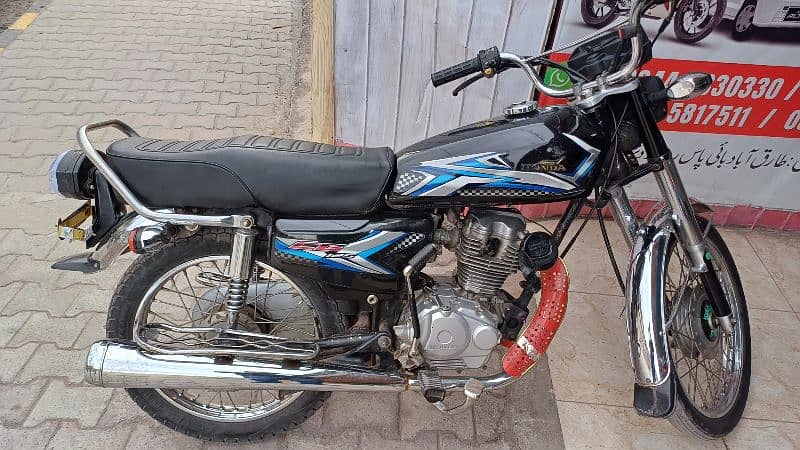 Honda CG 125 2011 model AJK. number 0