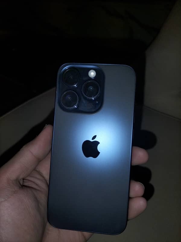 Iphone 15 pro 4