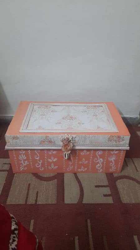 Hand painted trunk (sandooq) 0