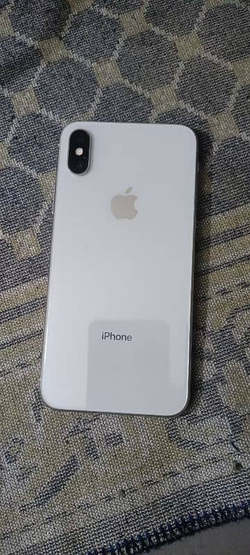 I phone X white color 0