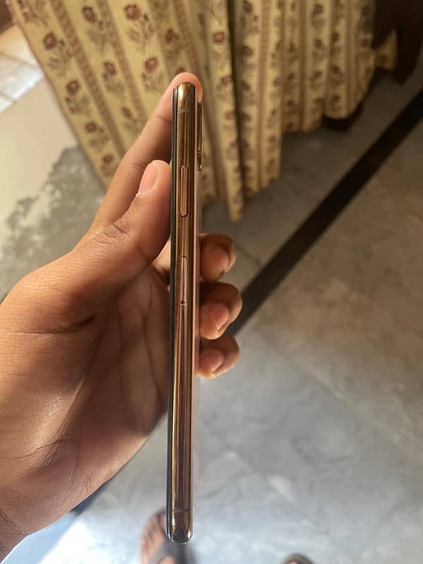 iphone XS MAX Factory unlock 64 gb 5