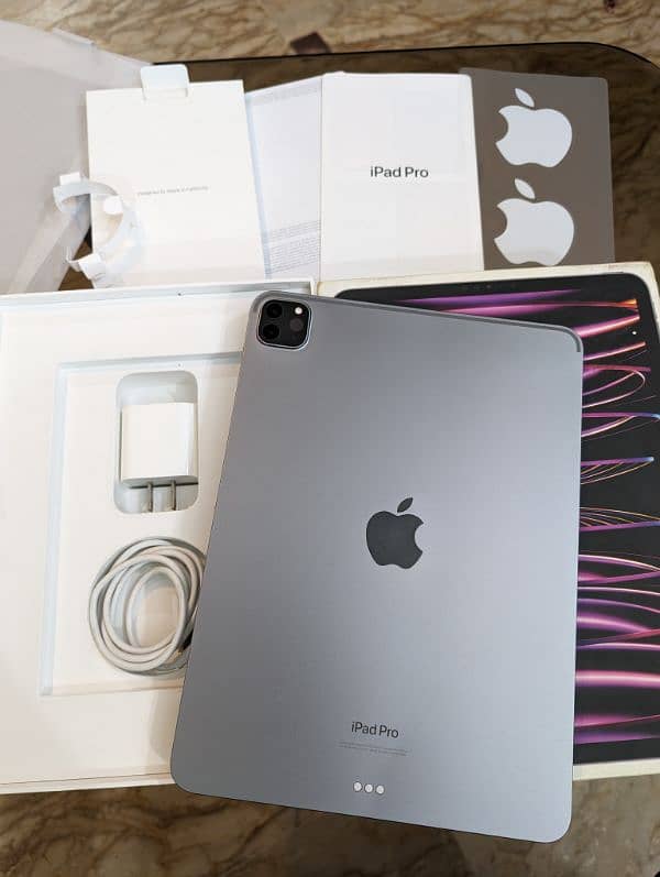 iPad Pro M2 128gb Complete Box 0