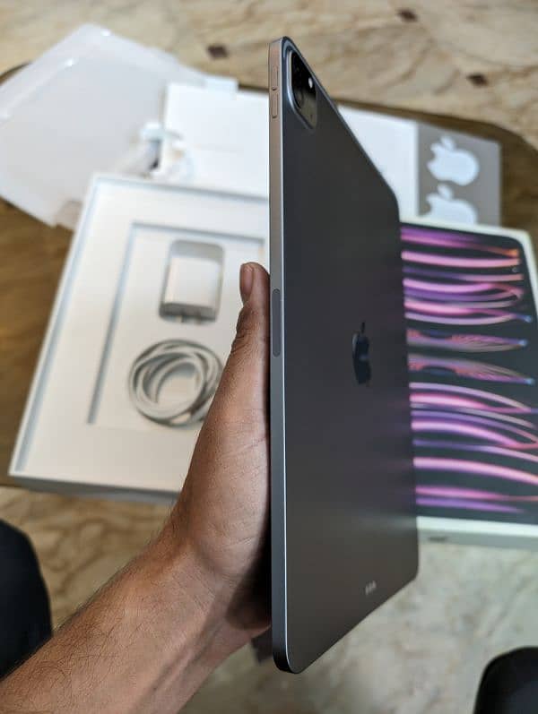 iPad Pro M2 128gb Complete Box 2