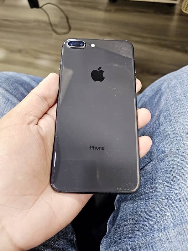 Iphone 8 plus 1