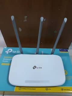 Tp link Router 845 for sale just one month use