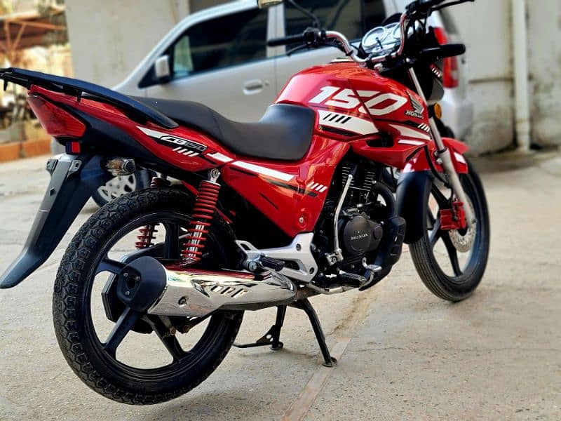 Honda CB150F 2024 Unreg Brand New Bike 0*3*3*4*2*0*7*7*8*5*3 1