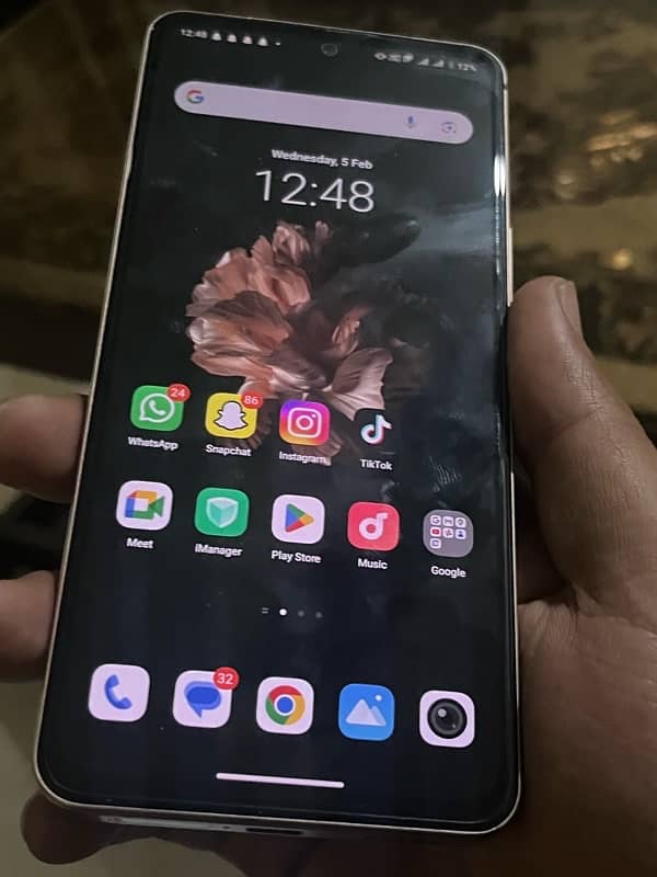 vivo v29e 8+8 256 gb with box 2