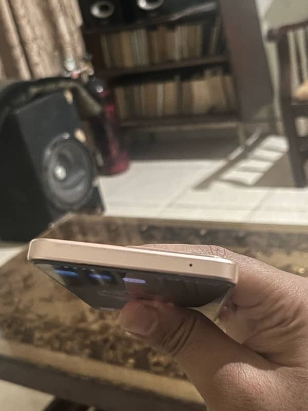 vivo v29e 8+8 256 gb with box 5