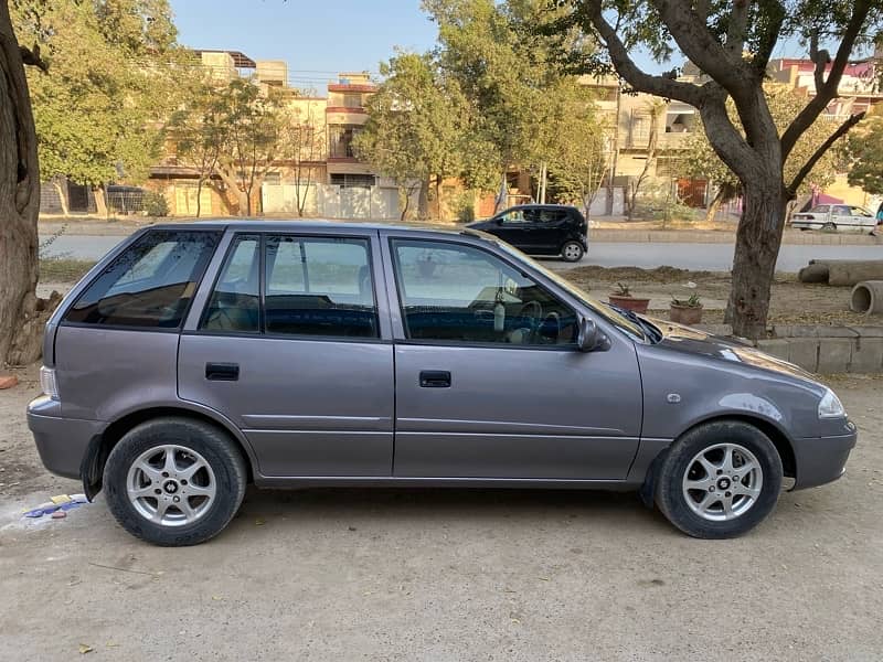 Suzuki Cultus VXL 2016 6