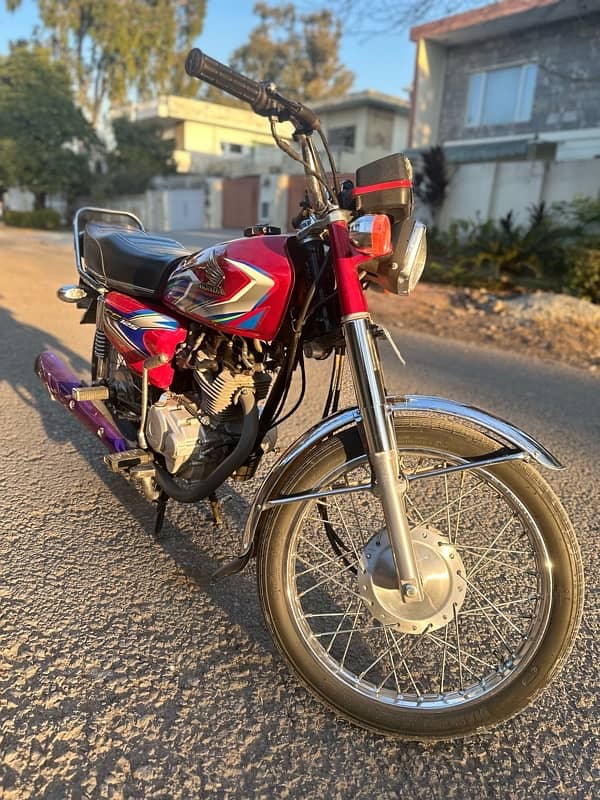 Honda CG 125, Model 2022 3